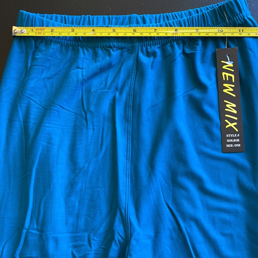 ONE SIZE NEW MIX LEGGINGS.  BLUE/GREEN.  STRETCH. DOUBLE STITCHED - Picture 4 of 7